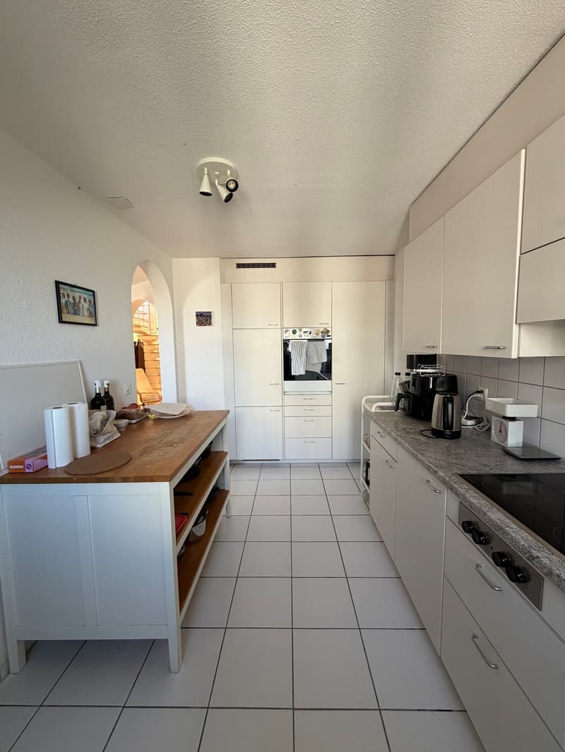For rent: furnished room in modern 120sqm apartment, five minutes away from Kloten Bahnhof, available from 1 December 2026 (5)