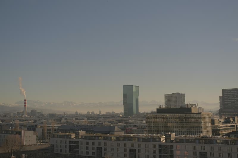 2.5 Zimmer Wohnung im Kreis 10 mit toller Aussicht (7)
