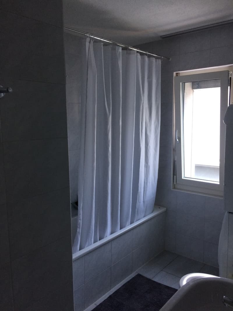 Zentrales Zimmer in einer 3er WG (8)