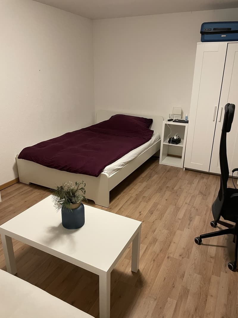 Zentrales Zimmer in einer 3er WG (3)