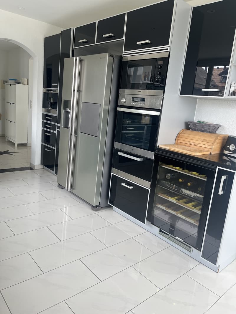5.5-Zimmer-Wohnung mit grosser Terrasse, Balkon & Jacuzzi (7)
