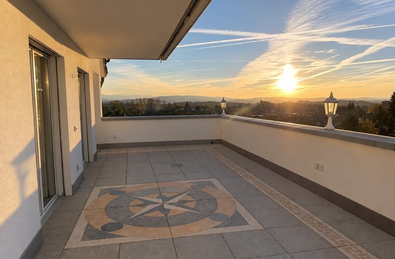 5.5-Zimmer-Wohnung mit grosser Terrasse, Balkon & Jacuzzi (6)