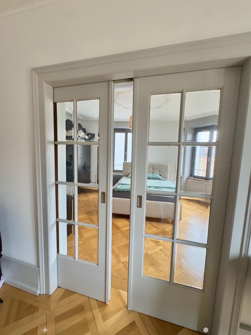 2.5 Zimmer sanierter Altbau Biel Zentrum/ Appartement 2,5 pièces rénové dans un immeuble ancien (4)