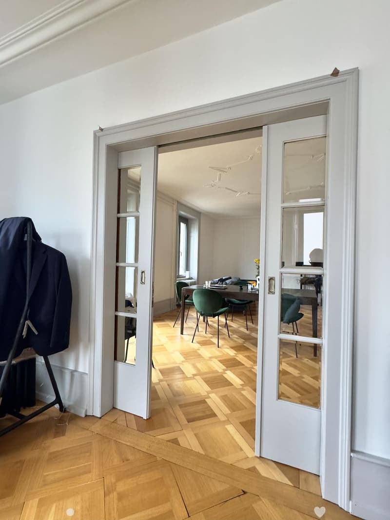 2.5 Zimmer sanierter Altbau Biel Zentrum/ Appartement 2,5 pièces rénové dans un immeuble ancien (3)