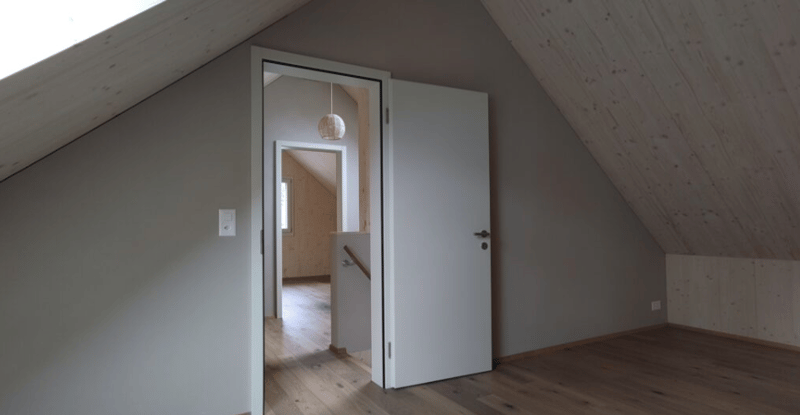 WG Zimmer in einer Doppelhaushälfte in Rigi Kaltbad (3)