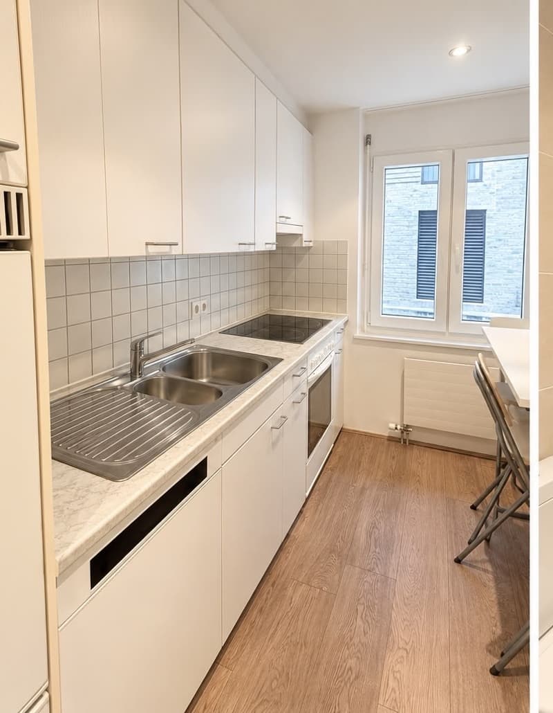 Schöne Wohnung in Zürich-Wiedikon Unmöbliert & Befristet mit Übernahmeoption (4)