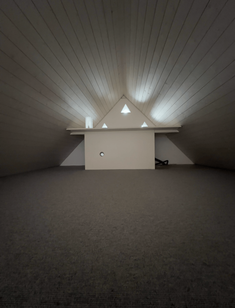 Wohnen unter dem Dach in der Altstadt: 2.5-Zimmer-Galeriewohnung (5)
