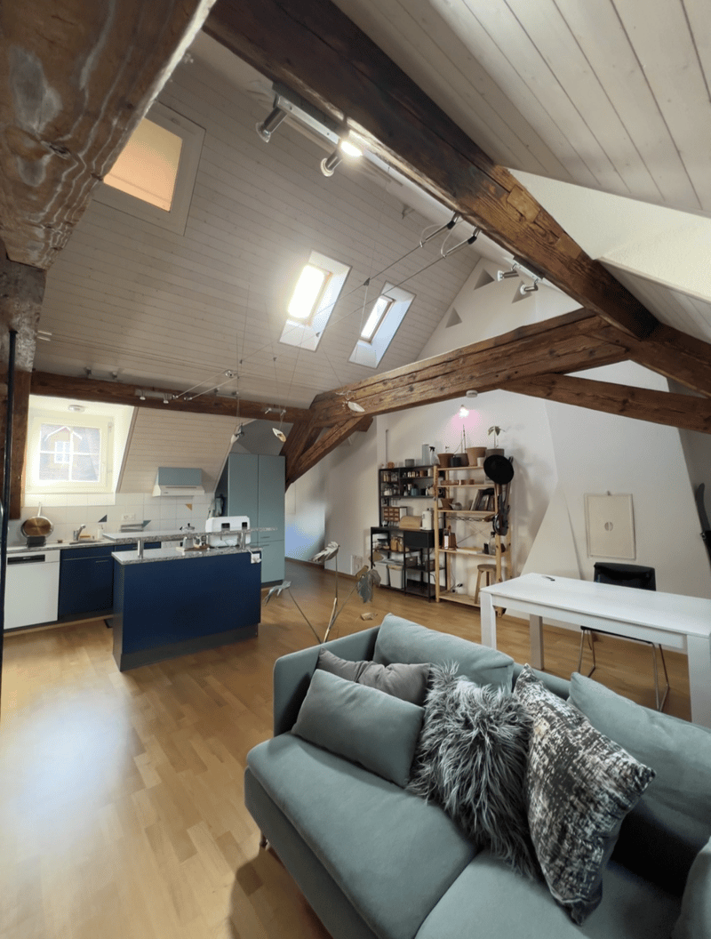 Wohnen unter dem Dach in der Altstadt: 2.5-Zimmer-Galeriewohnung (1)