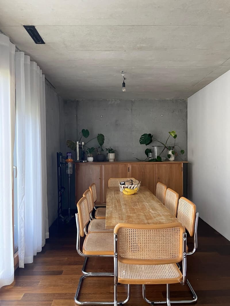 Helle Wohnung mit Sichbeton und Nussbaum-Parkett-nahe Werdinsel (5)