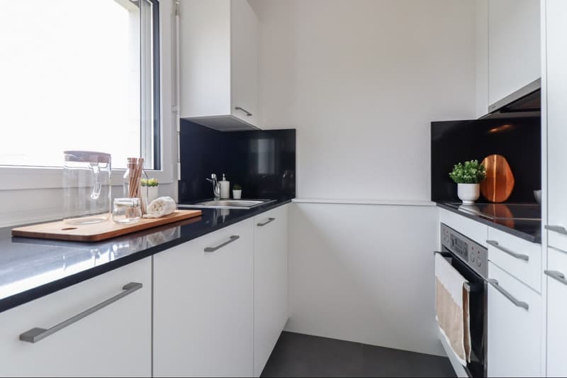 Gepflegte 2.5-Zimmer-Wohnung mit Balkon in Spreitenbach ab 1. November (4)