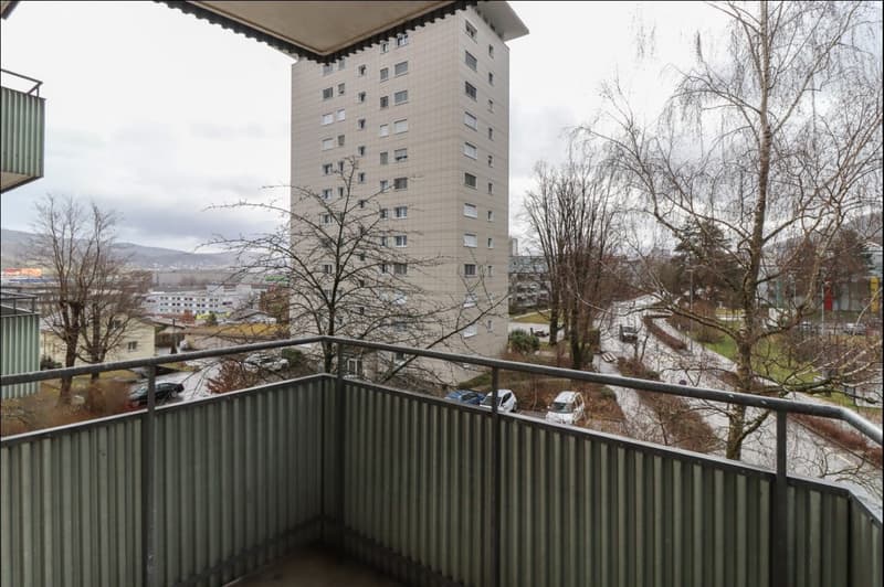 Gepflegte 2.5-Zimmer-Wohnung mit Balkon in Spreitenbach ab 1. November (6)