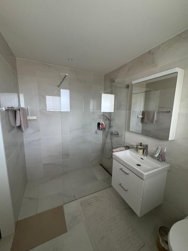 Wohnen mit viel Platz, Garten & Natur moderne 2.5-Zimmer-Wohnung (2)