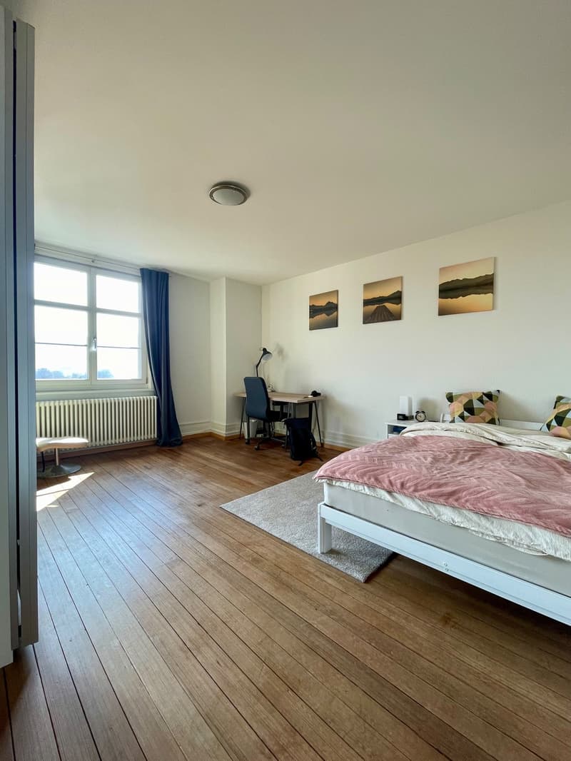 Zimmer frei in 3er-Frauen-WG (1)
