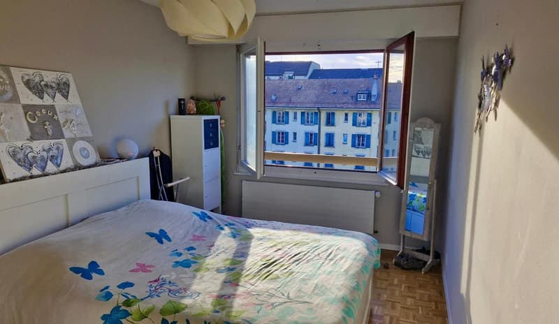 Bel appartement de 4 pièces, calme, lumineux, traversant, 5è étage avec ascenseur aux portes de Carouge (6)