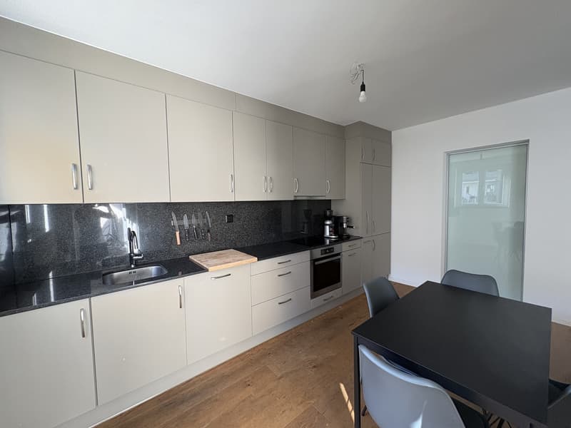 Helle 2.5 Zimmer Wohnung Nähe Rhein zu vermieten (6)