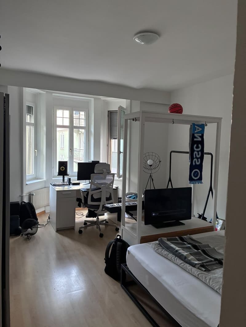 Grosses WG Zimmer an Toplage zu vermieten (1)