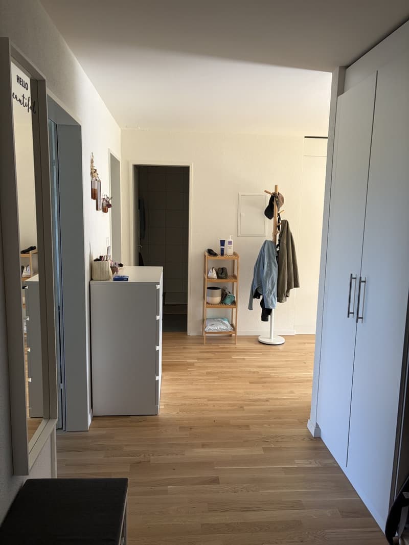 Möblierte 2,5-Zimmer-Wohnung in Schliern bei Köniz befristet für 1 bis 2 Monate (4)