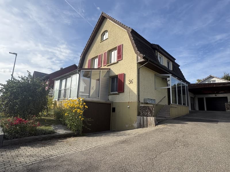 Helle & gemütliche 3-Zimmer-Wohnung in ruhigem 3-Familienhaus mit grossem Garten (2)