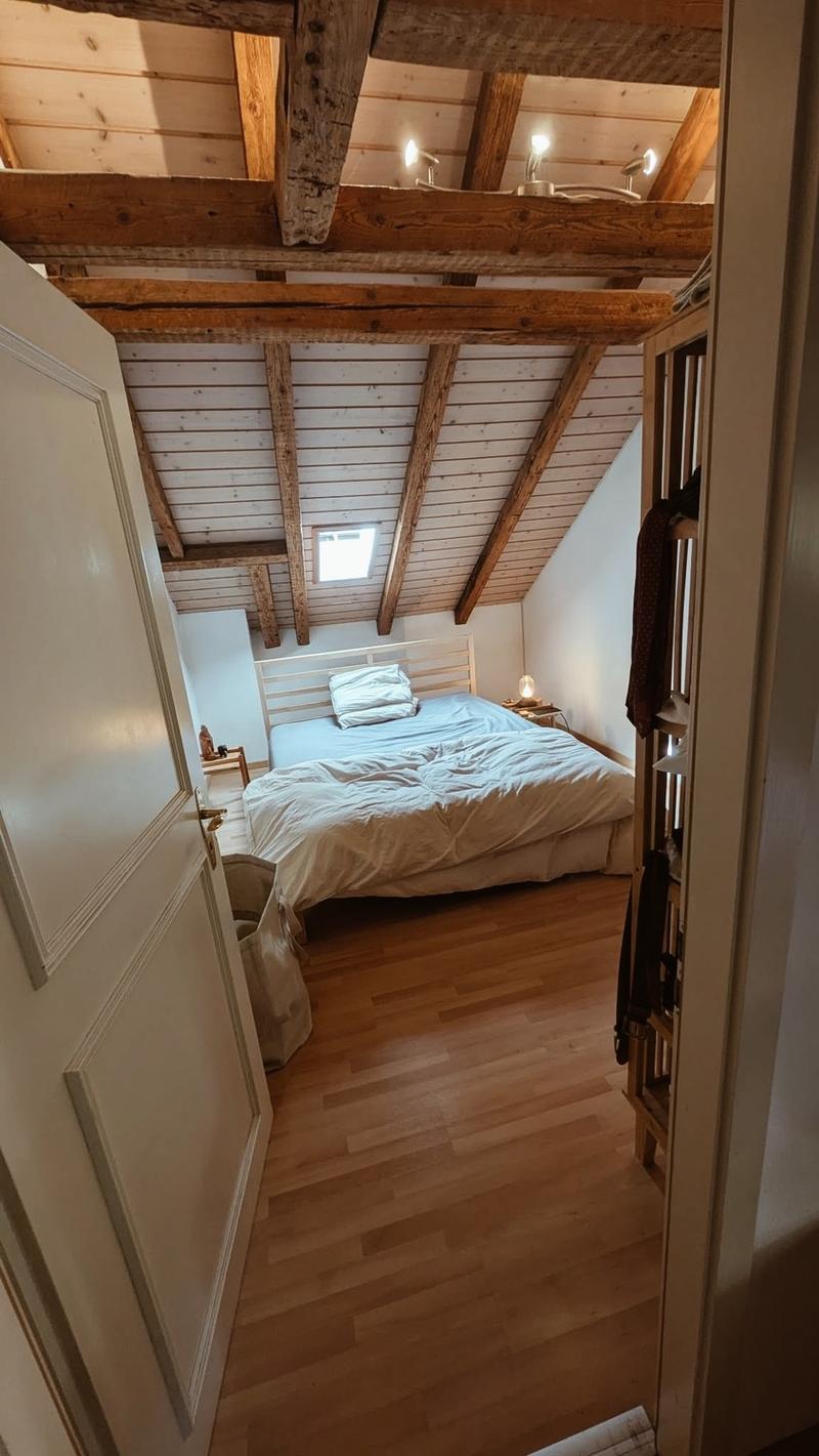Cozy room Zürich (4)