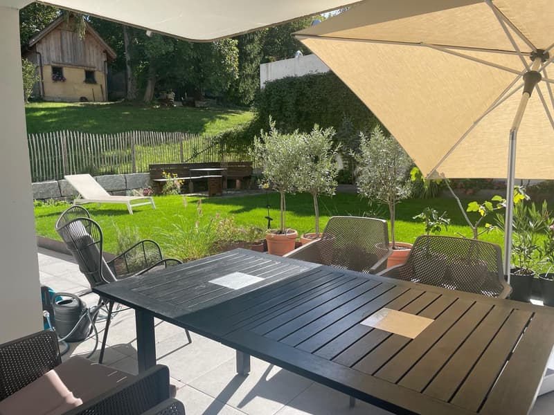 Grosses, helles WG-Zimmer, optional mit E-Auto Einstellplatz (13)