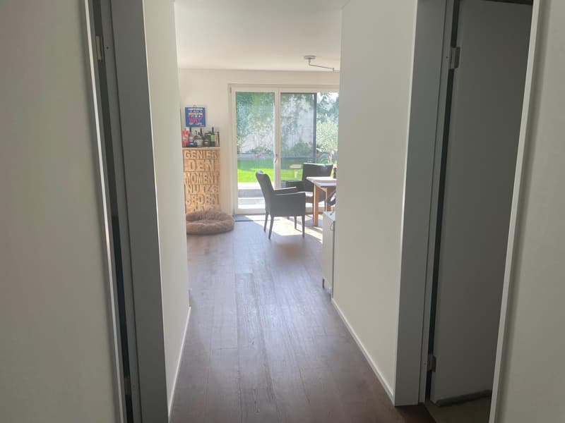 Grosses, helles WG-Zimmer, optional mit E-Auto Einstellplatz (9)