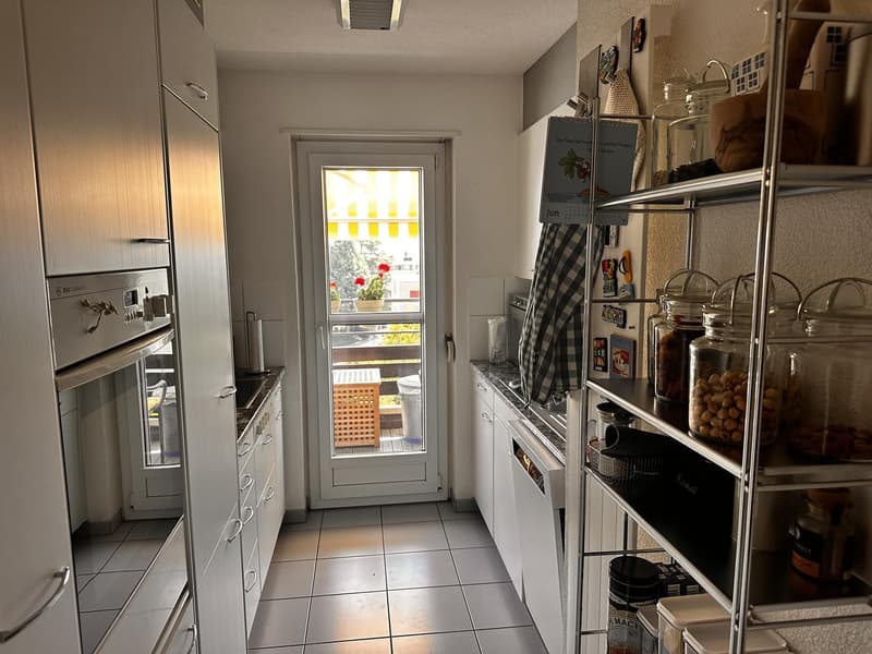 Möbliertes Zimmer in schöner 3½-Zimmer-Wohnung in Thalwil (3)