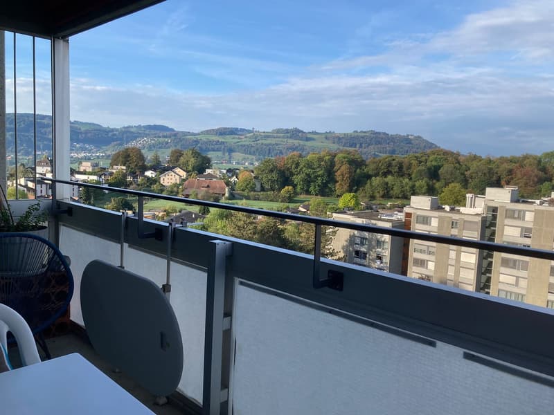 Helle 3.5-Zimmer-Wohnung mit traumhaftem Blick auf Bern und den Gurten (2)