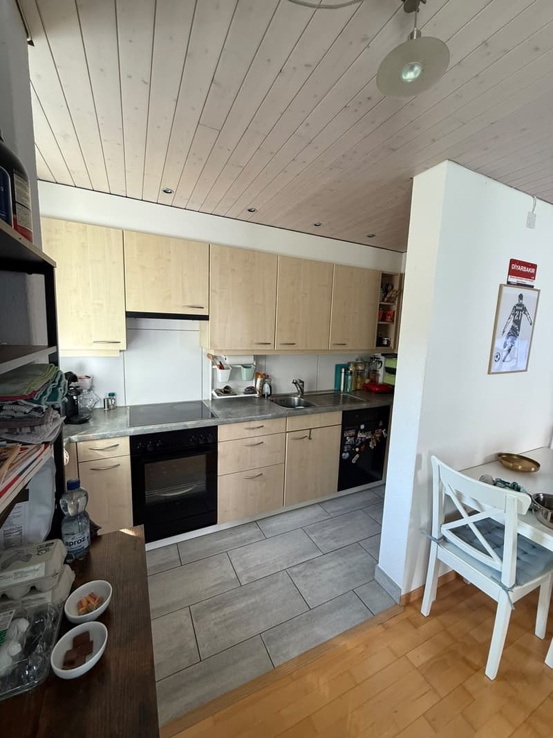 Wohnen am Zürichsee - helle 3-Zimmer-Wohnung mit Balkon & Seeblick in Thalwil befristet vom 01.04.2027 zur Untermiete (7)