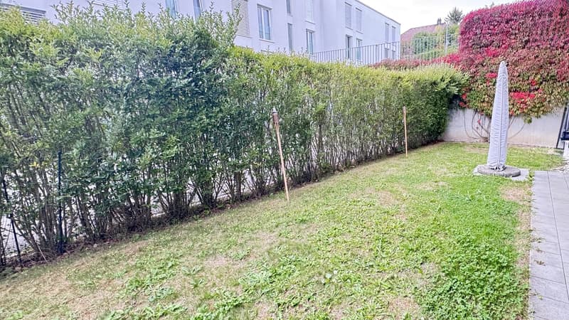 4.5-Zimmer-Wohnung mit grossem Garten CHF 2230. inkl. NK & Einstellhallenplatz (12)
