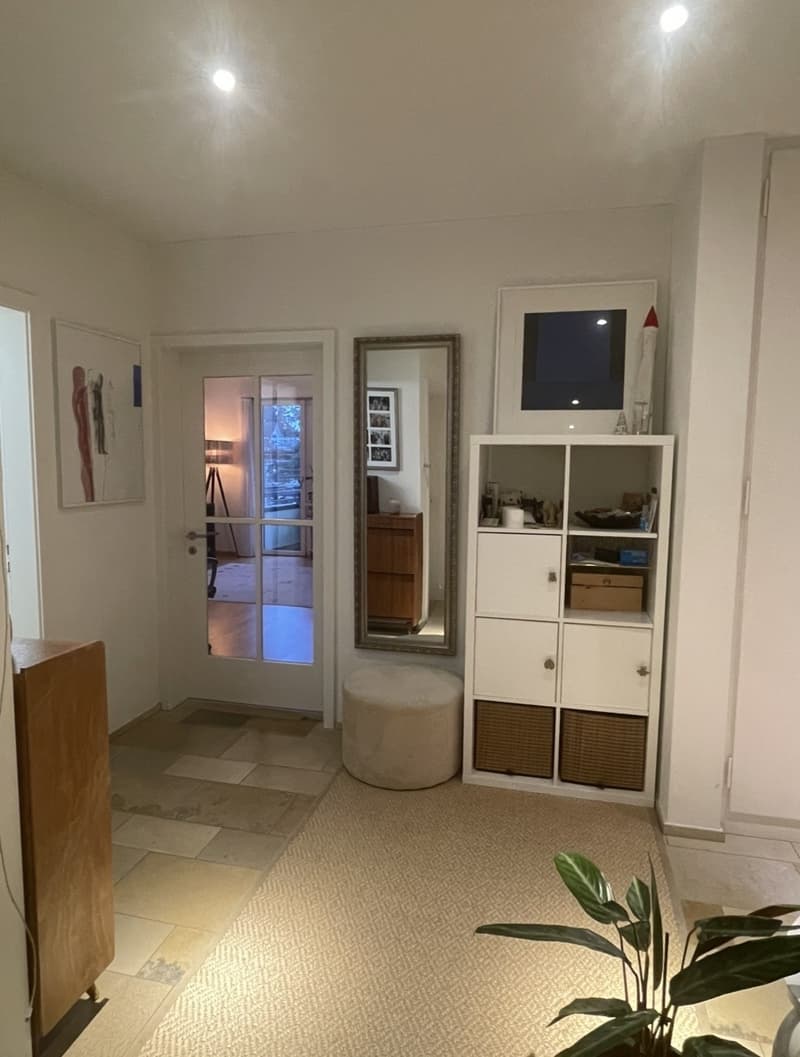Bright 3-room with excellent connectivity (2)