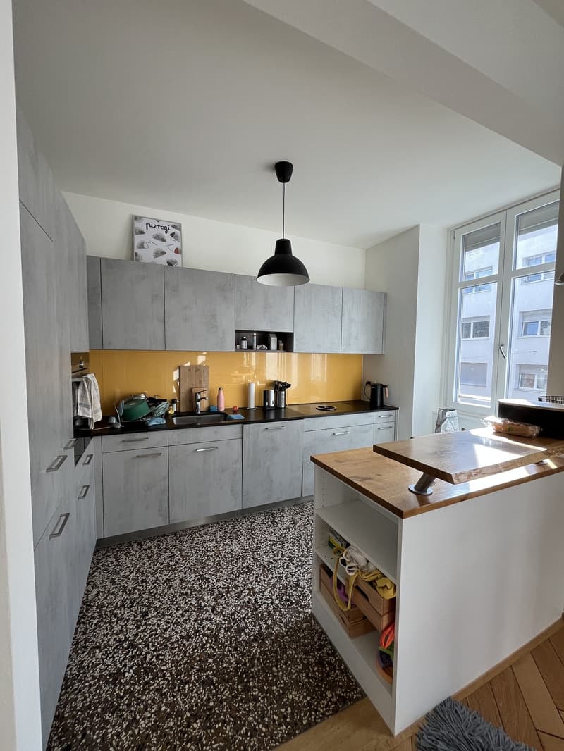 Bright & Modern 4.5-Room Apartment Just Steps from the Rhine in Kleinbasel (2)