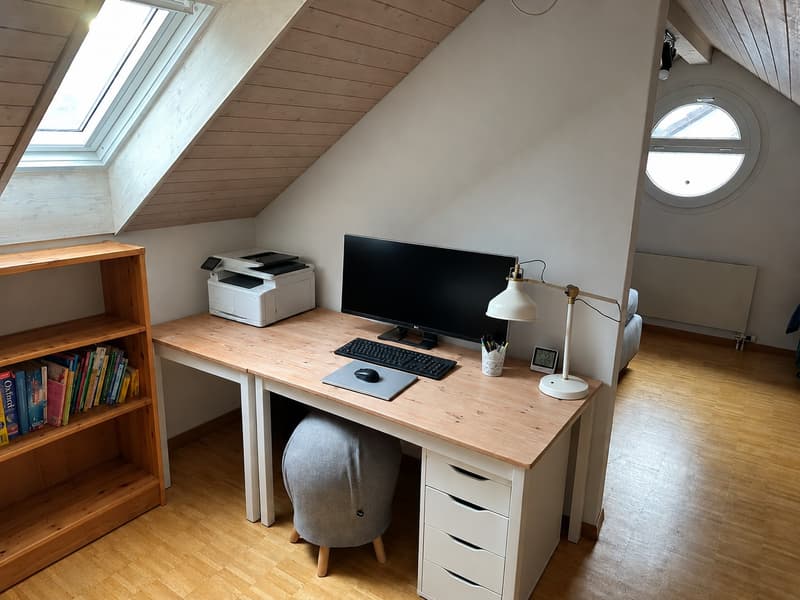 Sonnige 3.5-Zimmer-Maisonette-Wohnung mit Balkon in Affoltern am Albis (11)