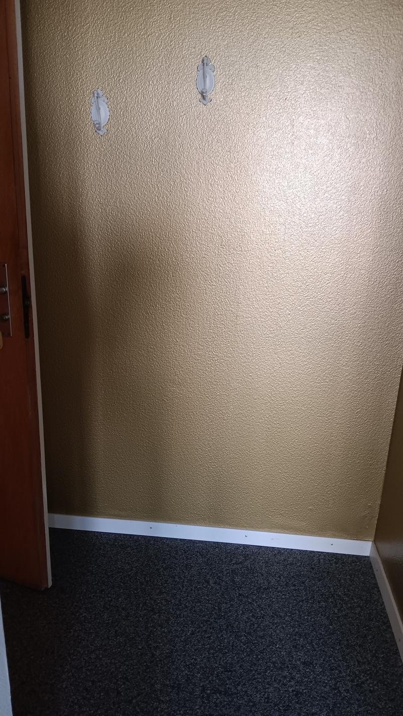 Zimmer 360.- ab sofort zu vermieten (3)