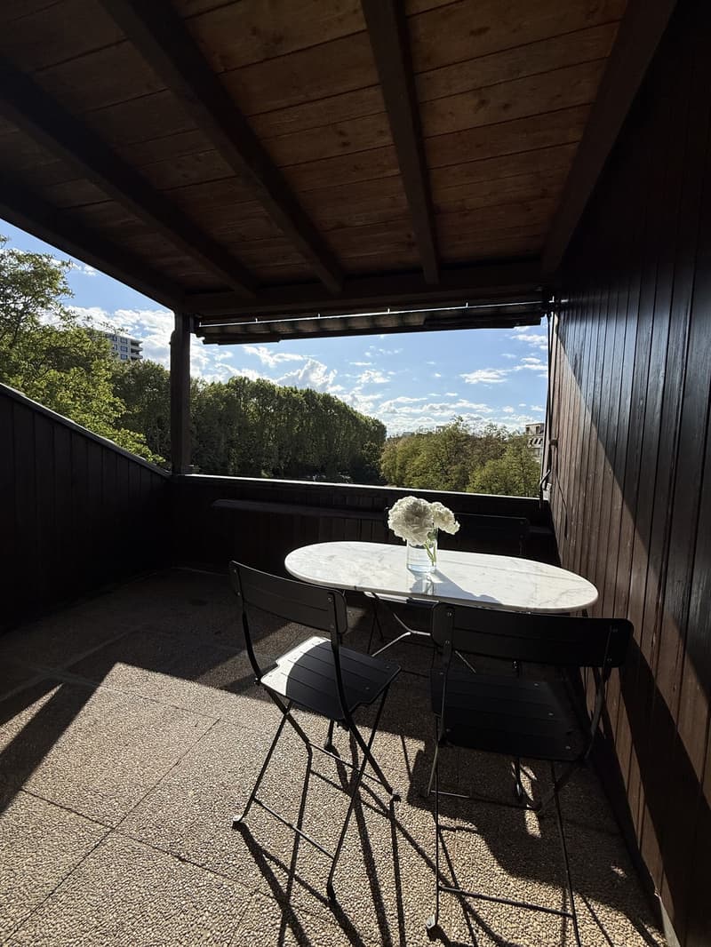 Nachmieter/in gesucht per 1. Dezember 2026 charmante 3-Zimmer-Dachwohnung mit Terrasse und Cheminée (3)