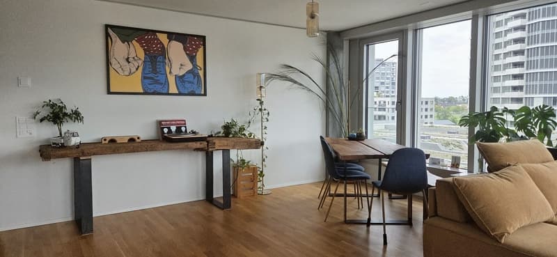 Modernes Zimmer mit privatem Bad und Bergblick Neubau in Kriens (3)