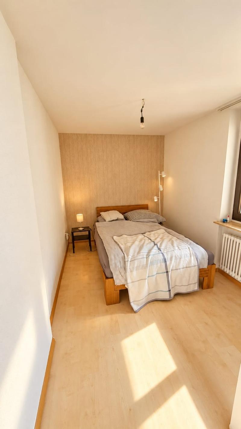 hree rooms becoming permanently available on a cozy street near Claraplatz (7)