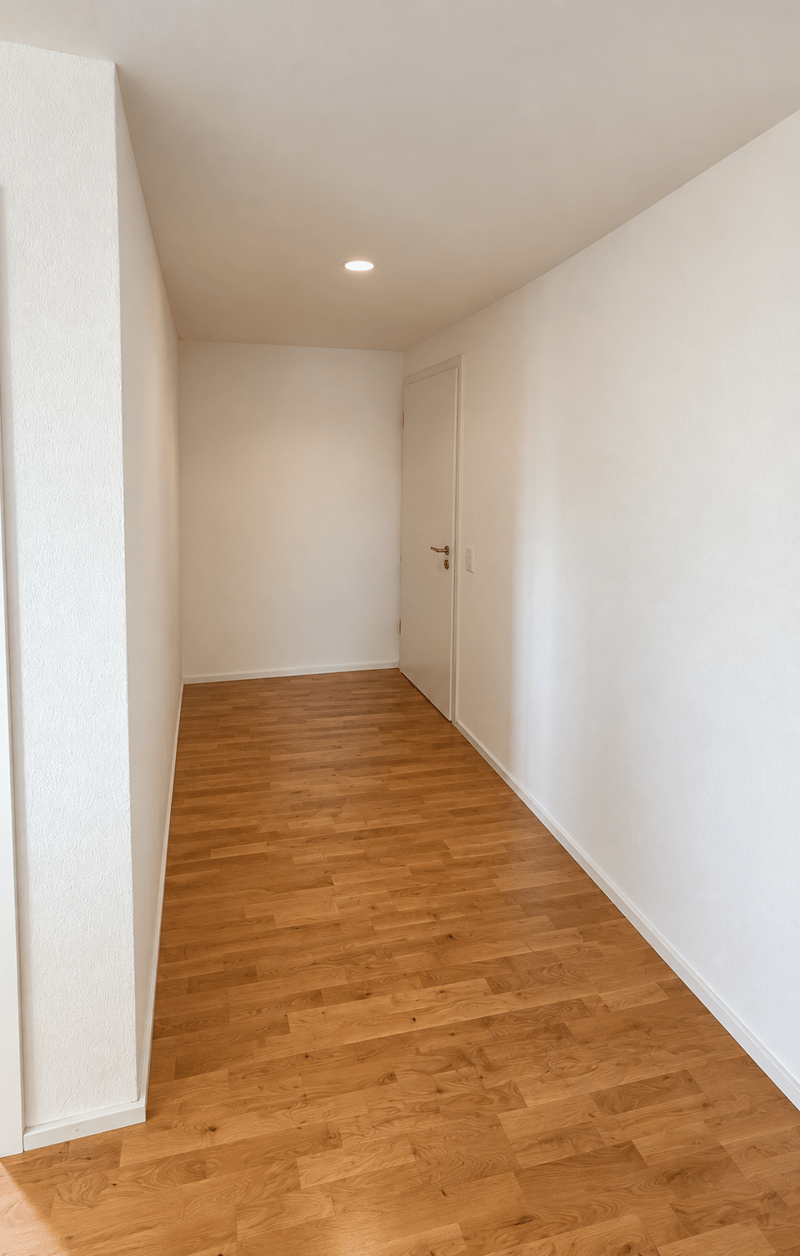 Bright, partially furnished 2.5-room apartment, 54 m², in Zurich-Seebach (9)