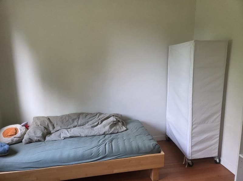 Room in shared flat for FEMALE STUDENT (1)