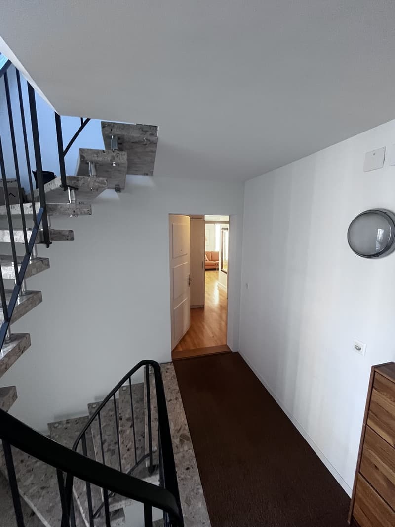 Helle, möblierte 3.5-Zimmer-Wohnung (92 m²) in Enge 5 Min. zu Bahnhof & See (2)