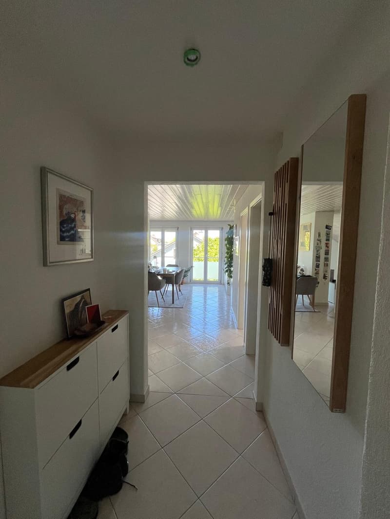 Helle 3.5-Zimmer-Wohnung in ruhiger Lage, Zollikerberg (2)