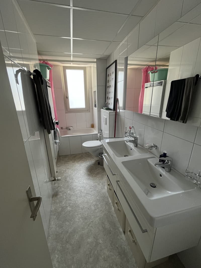 Room available in shared apartment in central Luzern (6)