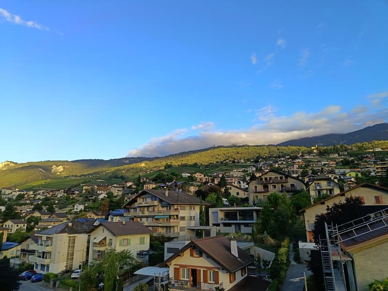 2.5-room apartment with balcony in Sierre, from 1 November (2)
