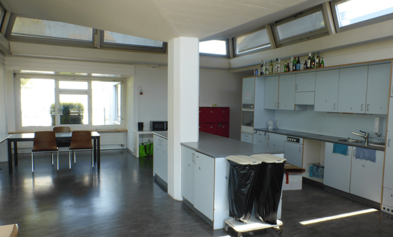 Furnished Private Room in Zollikon CHF 850/month, all utilities included (5)