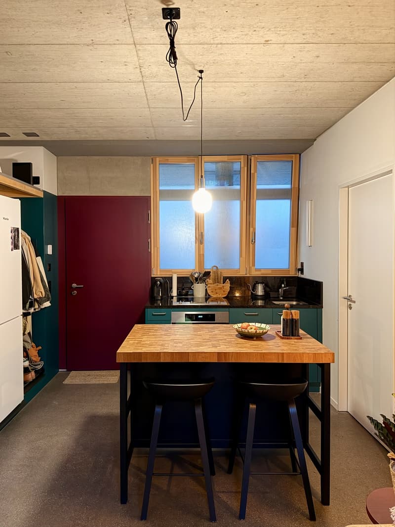 Helle und grosszügige 2-Zimmer-Wohnung in der modernen Überbauung "Wagonlits" (2)
