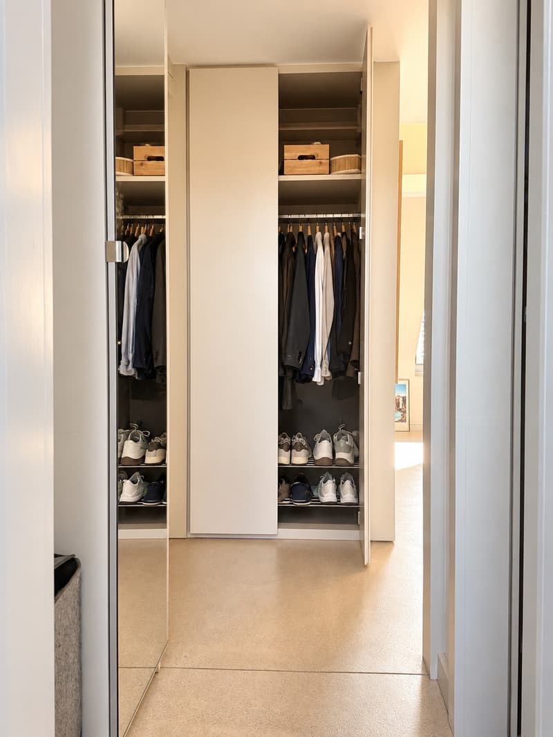 Furnished Penthouse w/ 360 Rooftop in Wiedikon, until April 2027 (2)