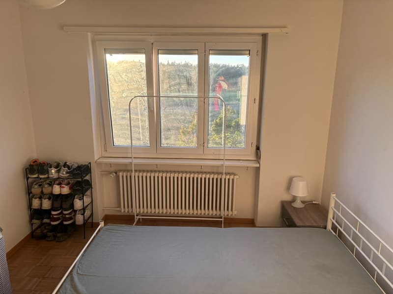 Rent a room (1)
