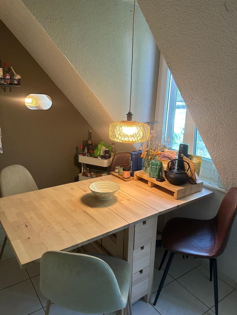 Möblierte Dachwohnung Kreis 5 / Furnished attic flat - 12.10.26 bis 15.01.27 (8)