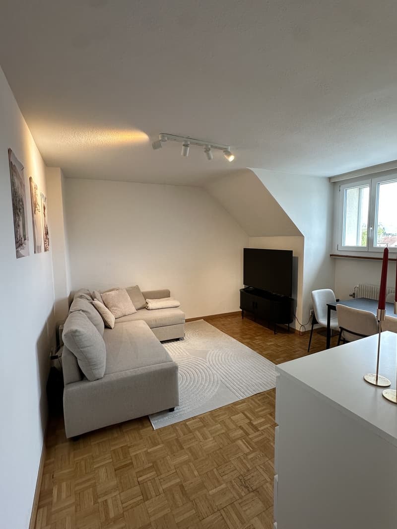 Cute Room in a Shared Flat Close to the Airport (2)