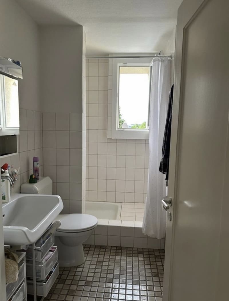 Cute Room in a Shared Flat Close to the Airport (5)