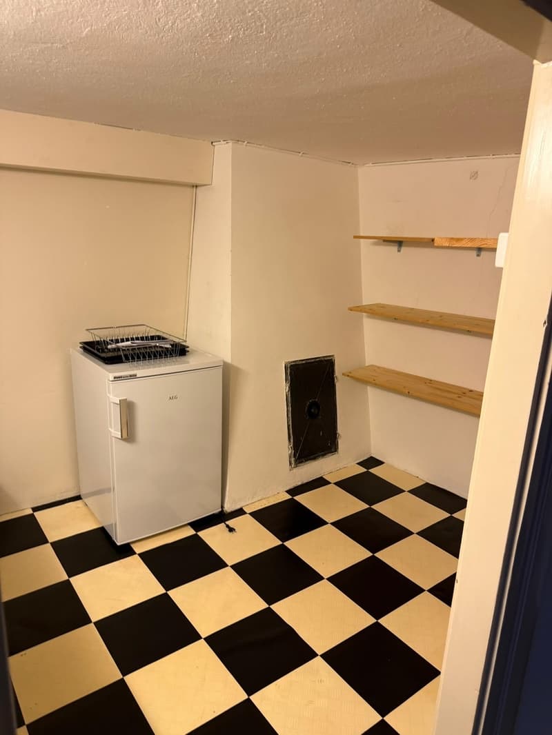 4-Zimmer-Wohnung in der Aarauer Altstadt - ideal für WG (9)